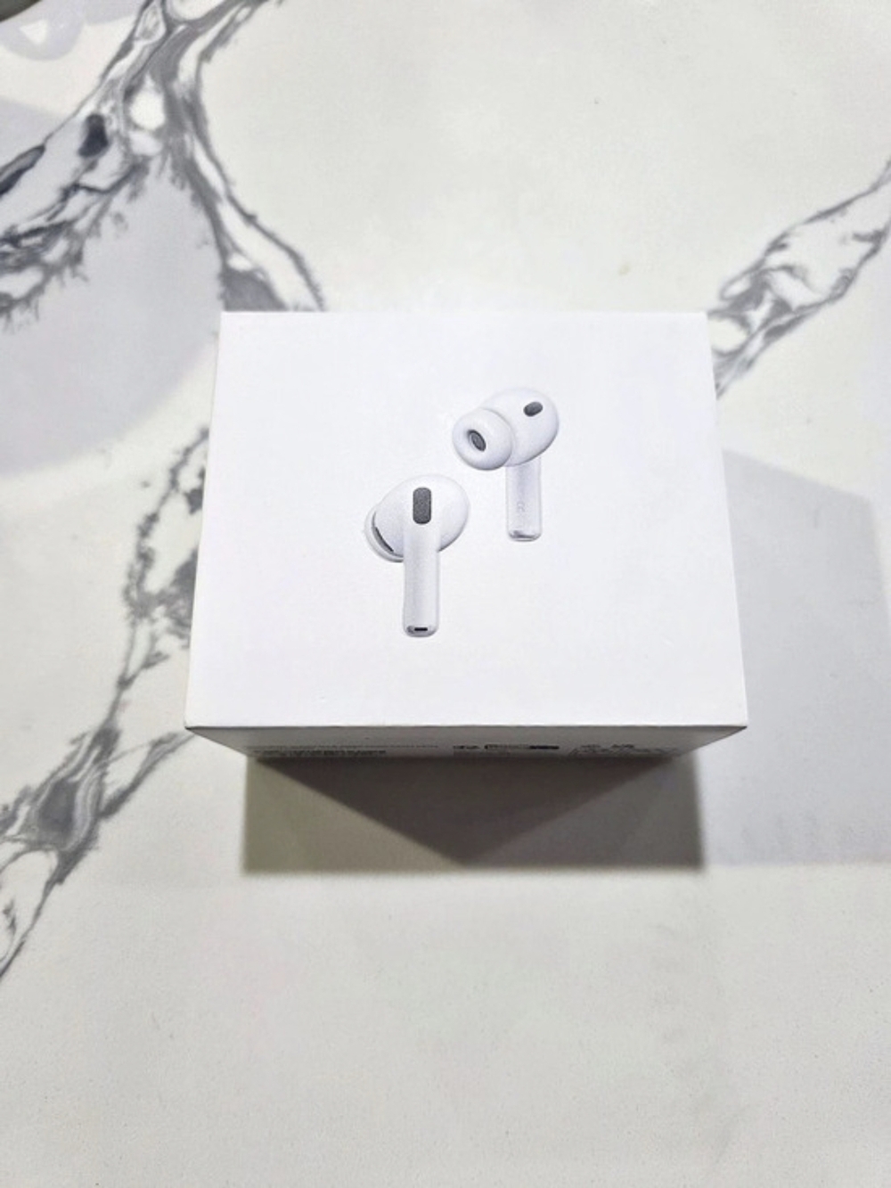 Apple AirPods Pro 3 Wireless Earbud Headphones White